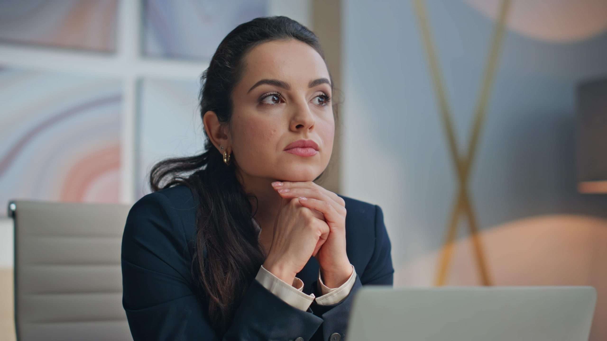 Read more about the article How to Position Yourself as a Thought Leader in the Property Sector